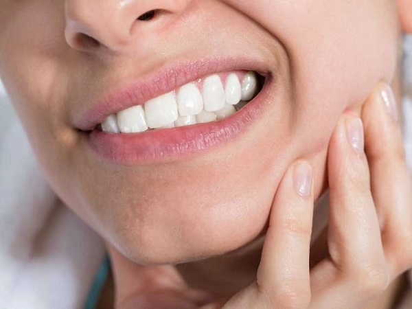 thói quen xấu ảnh hưởng đến răng