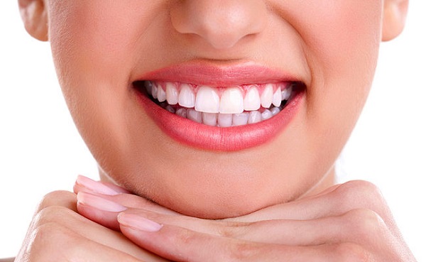 Thẩm mỹ răng sứ tại Nha khoa 360 Dental